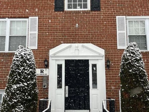 826 SOUTH AVE, Unit R-8, SECANE, PA 19018