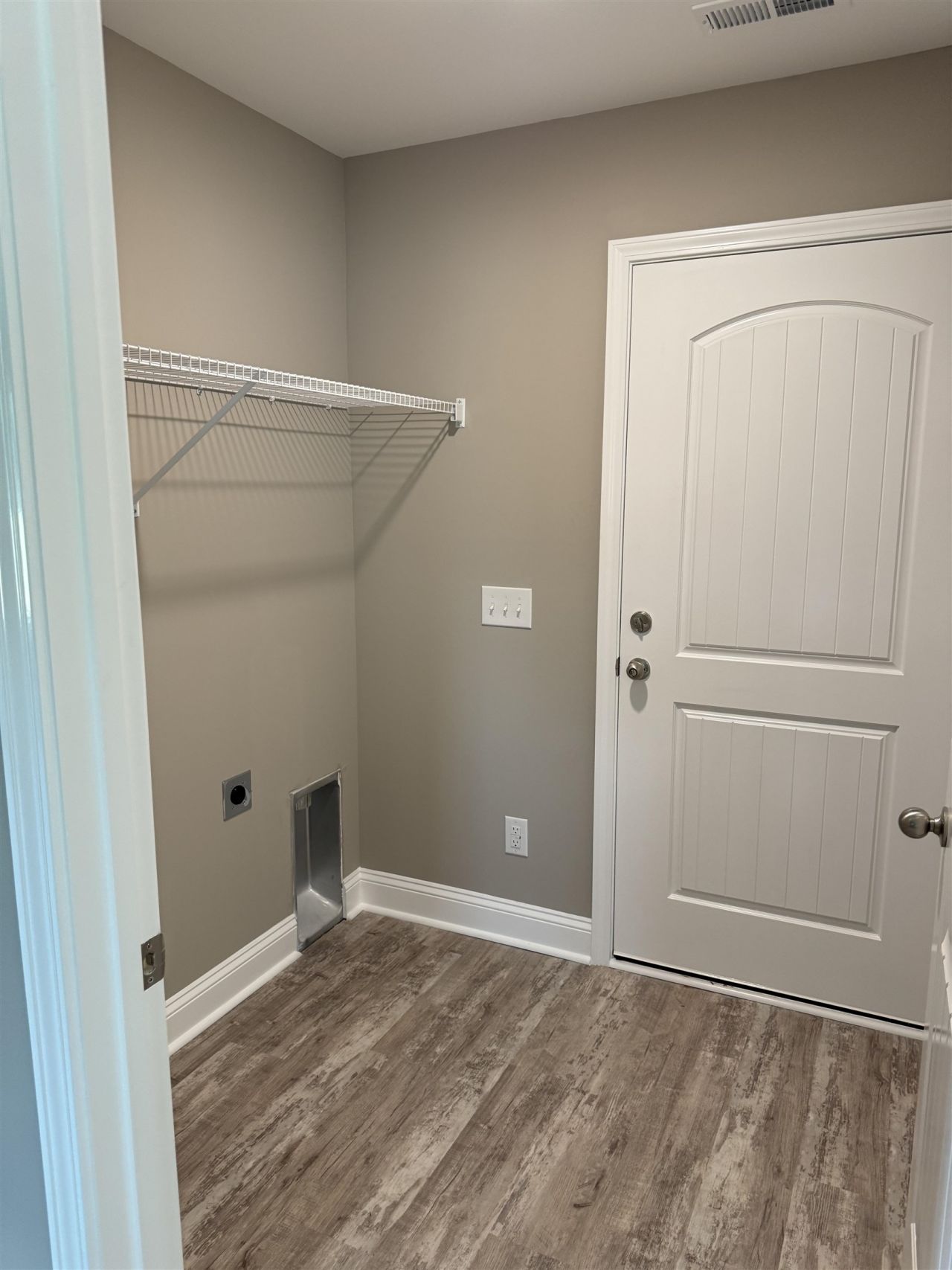 Tbb6 Duford Rd. Photo 7