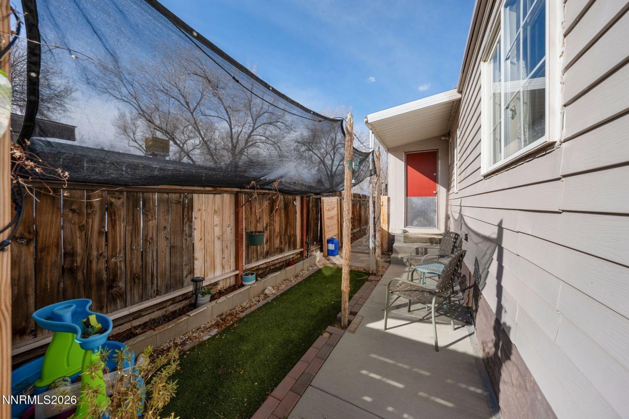 220 Aristocrat Way, Reno, NV 89506 Photo