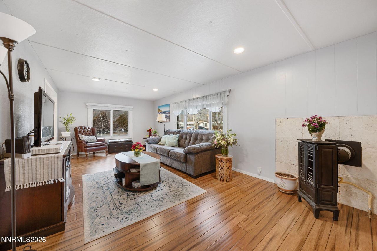 220 Aristocrat Way, Reno, NV 89506 Photo