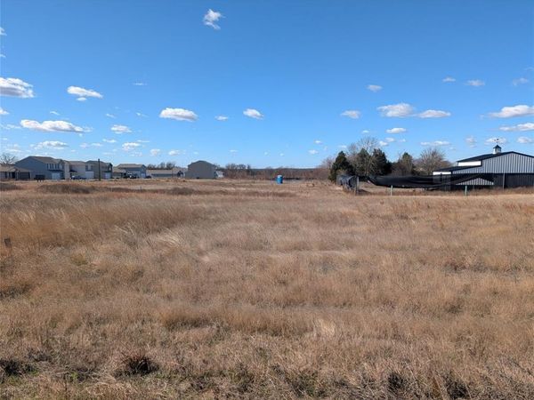 278 Victory Drive , Mabank, TX 75145