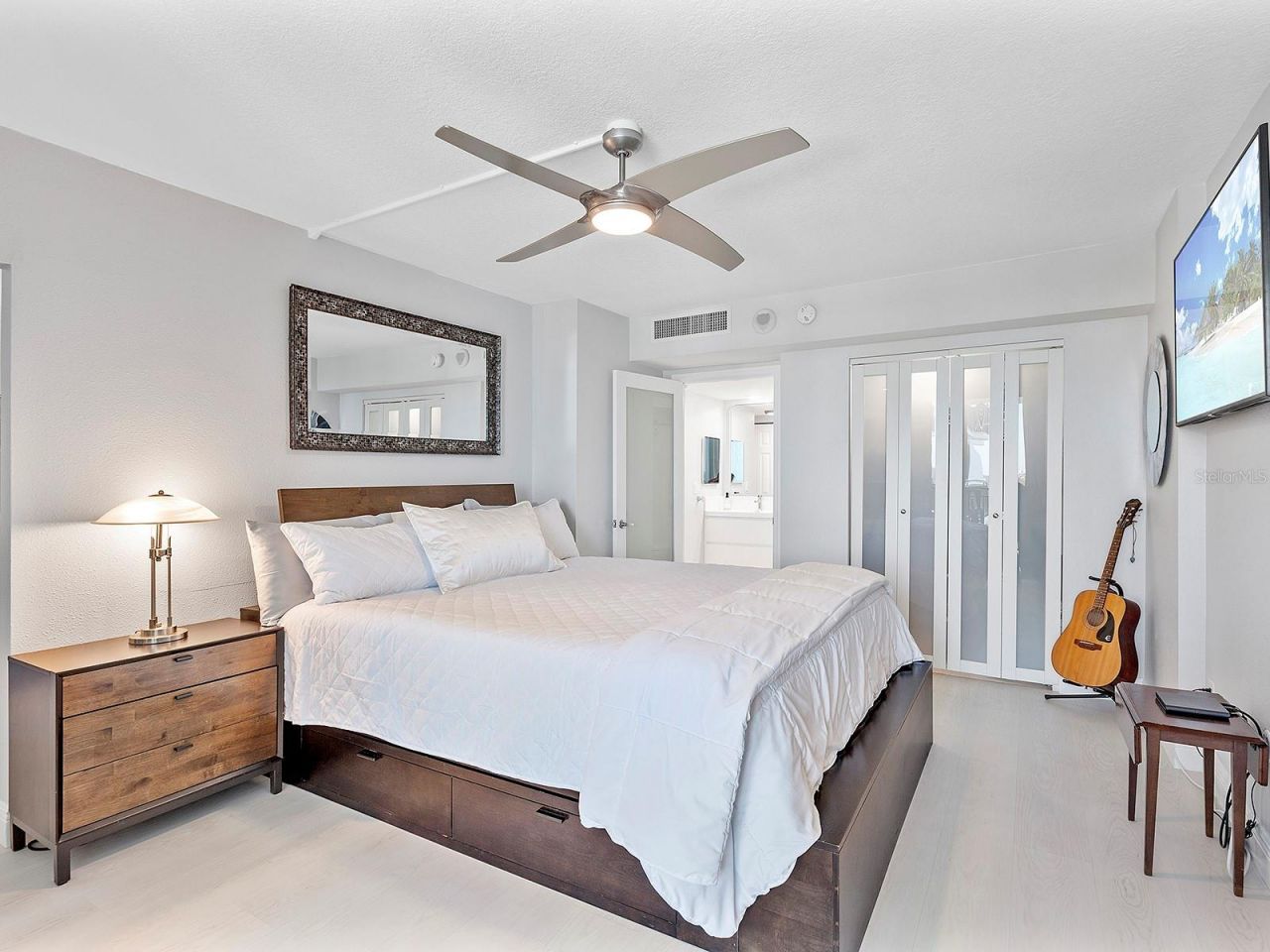 4822 Ocean Boulevard, Unit 10E, Sarasota, FL 34242 Photo