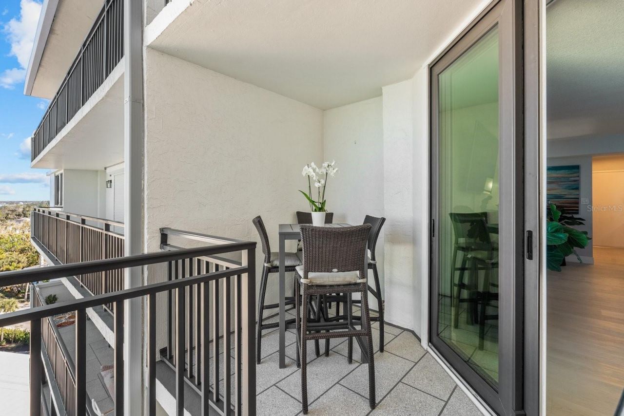 4822 Ocean Boulevard, Unit 10E, Sarasota, FL 34242 Photo