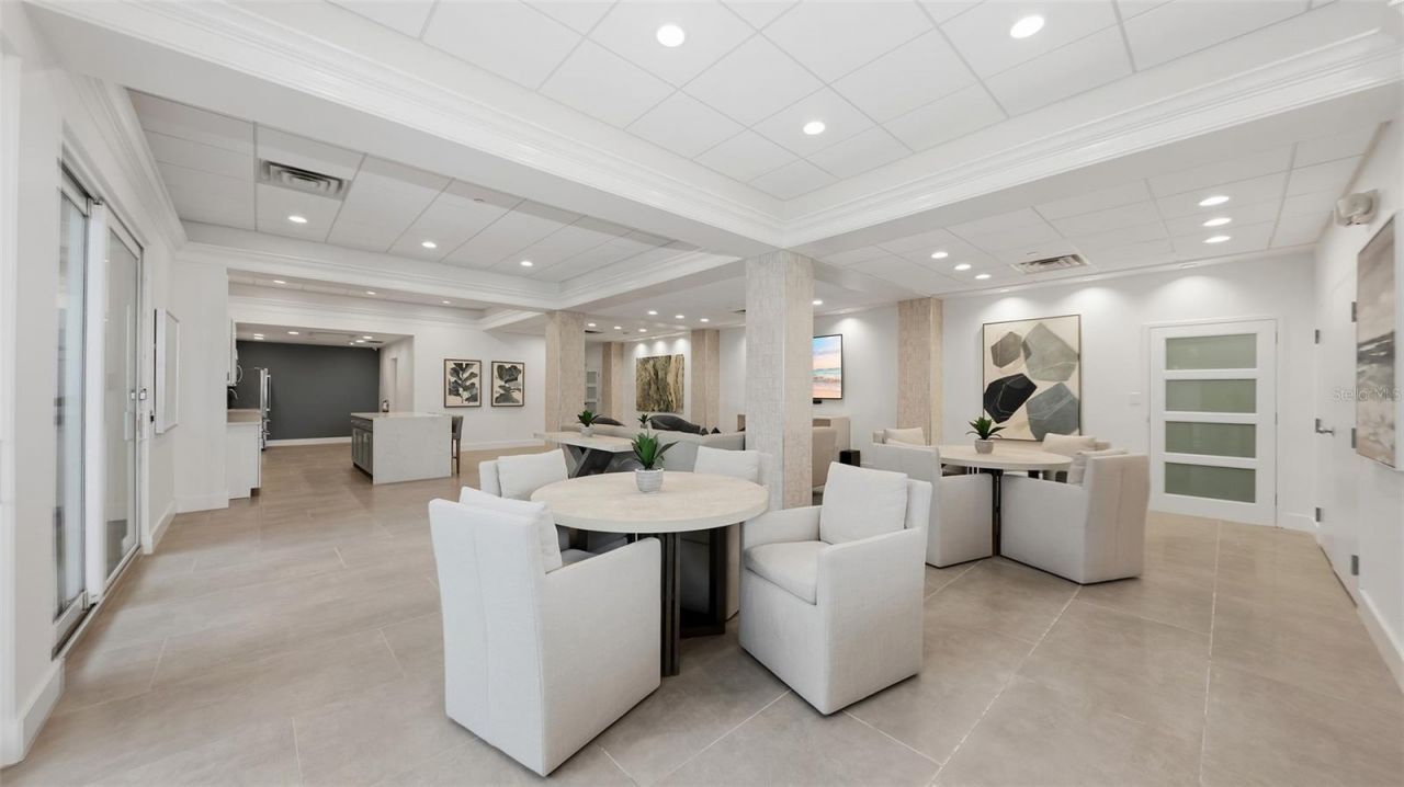 4822 Ocean Boulevard, Unit 10E, Sarasota, FL 34242 Photo