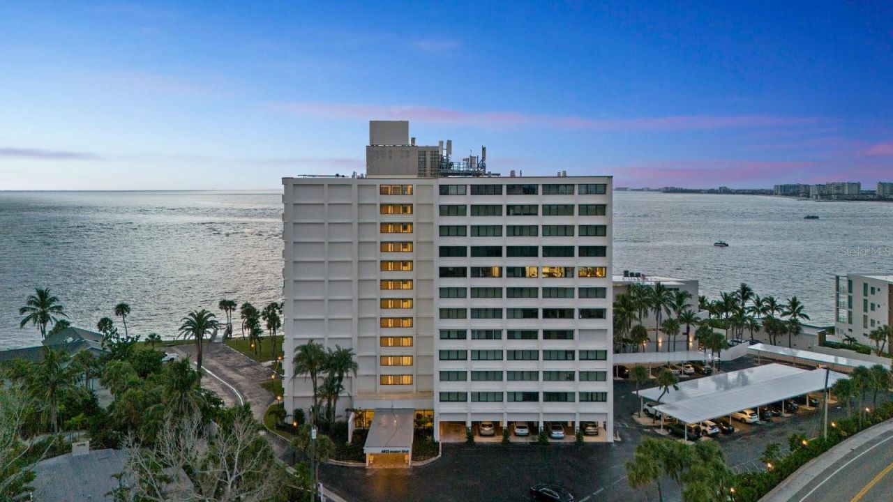 4822 Ocean Boulevard, Unit 10E, Sarasota, FL 34242 Photo