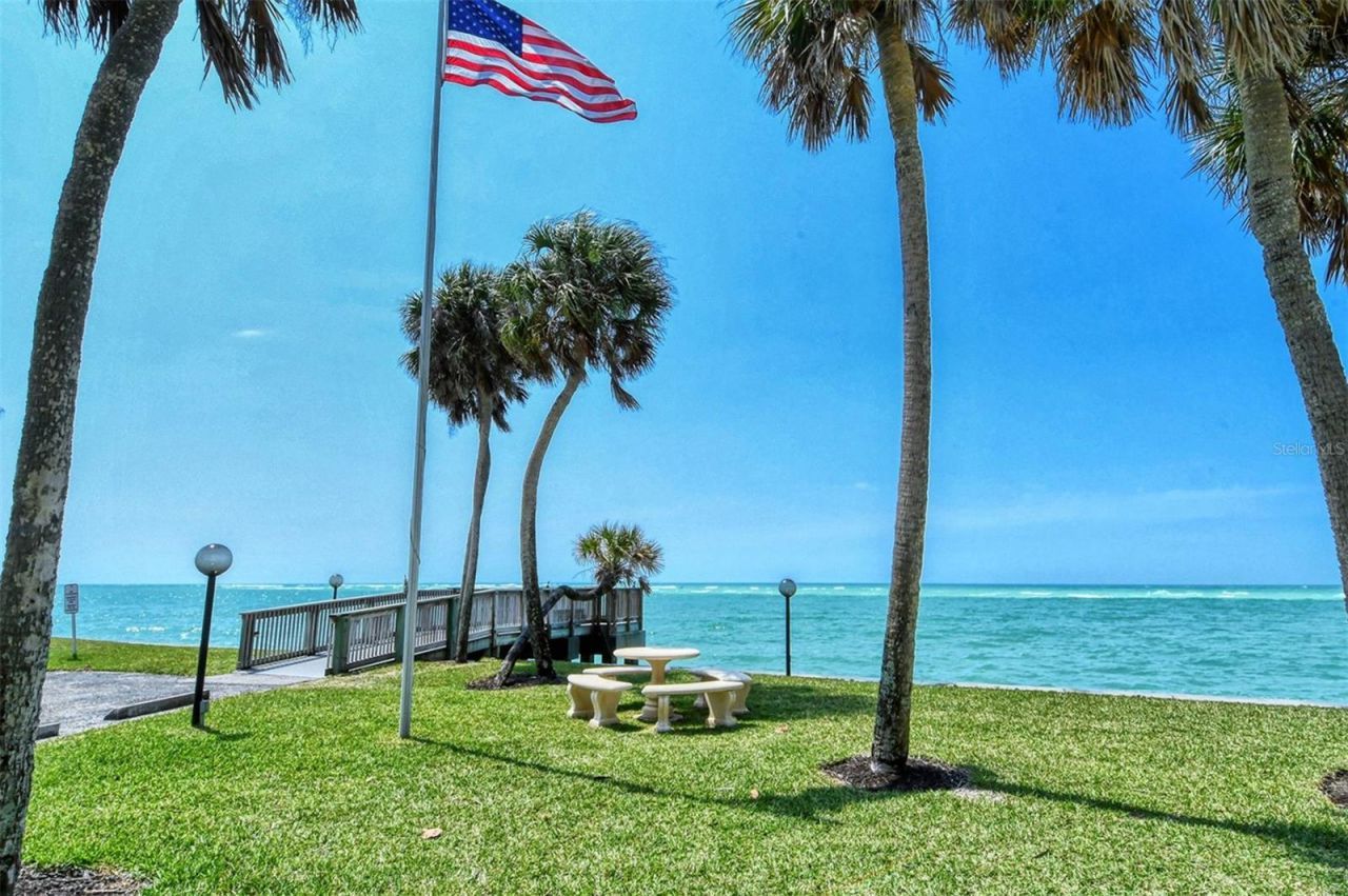4822 Ocean Boulevard, Unit 10E, Sarasota, FL 34242 Photo
