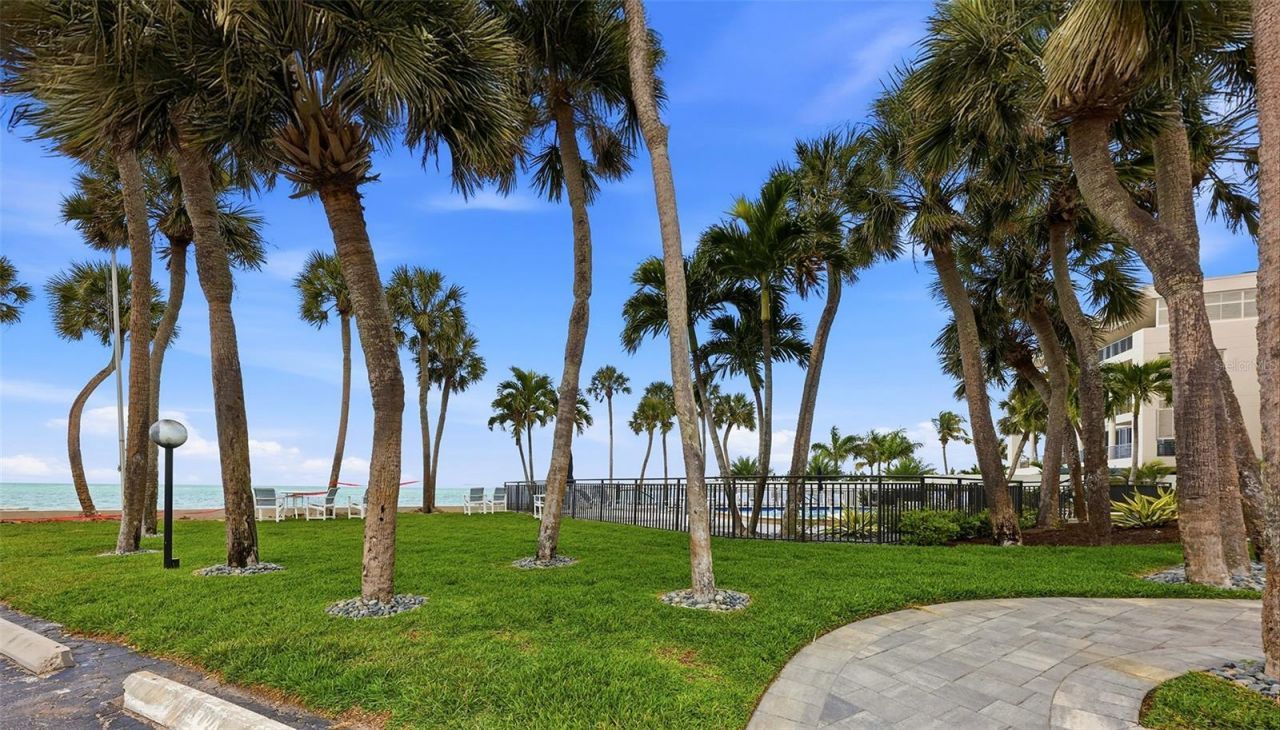 4822 Ocean Boulevard, Unit 10E, Sarasota, FL 34242 Photo