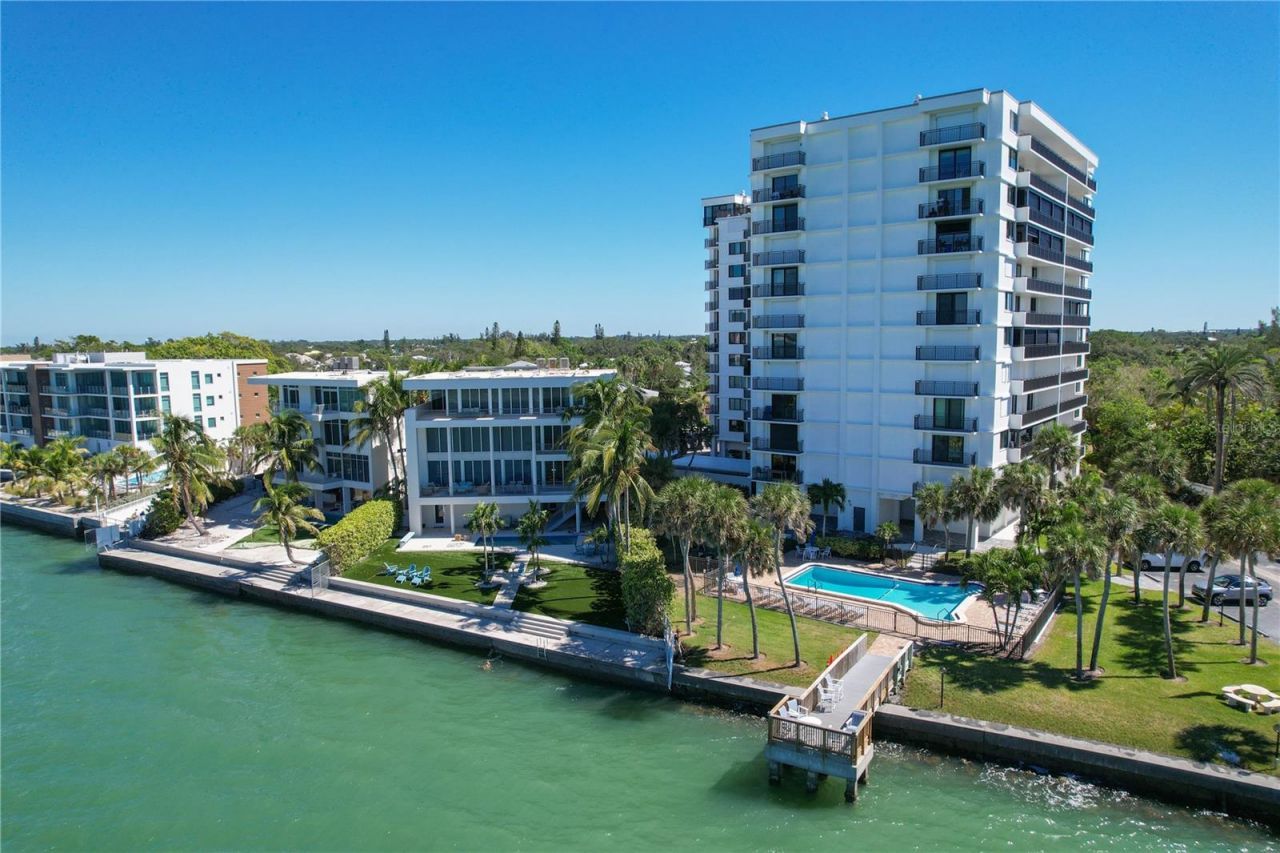 4822 Ocean Boulevard, Unit 10E, Sarasota, FL 34242 Photo