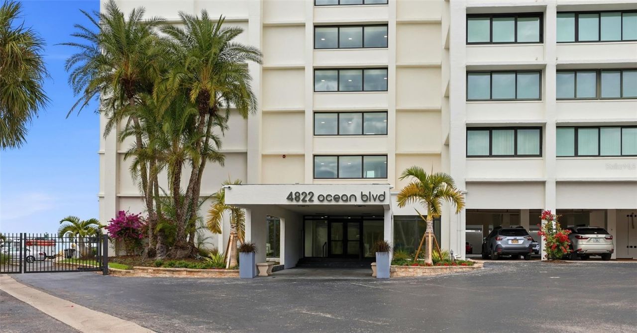 4822 Ocean Boulevard, Unit 10E, Sarasota, FL 34242 Photo