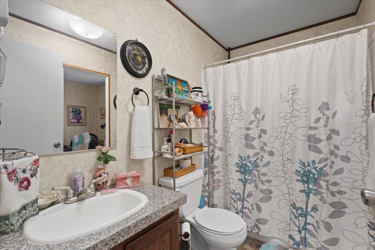 5829 NW 11th Avenue, Bell, FL 32619 Photo