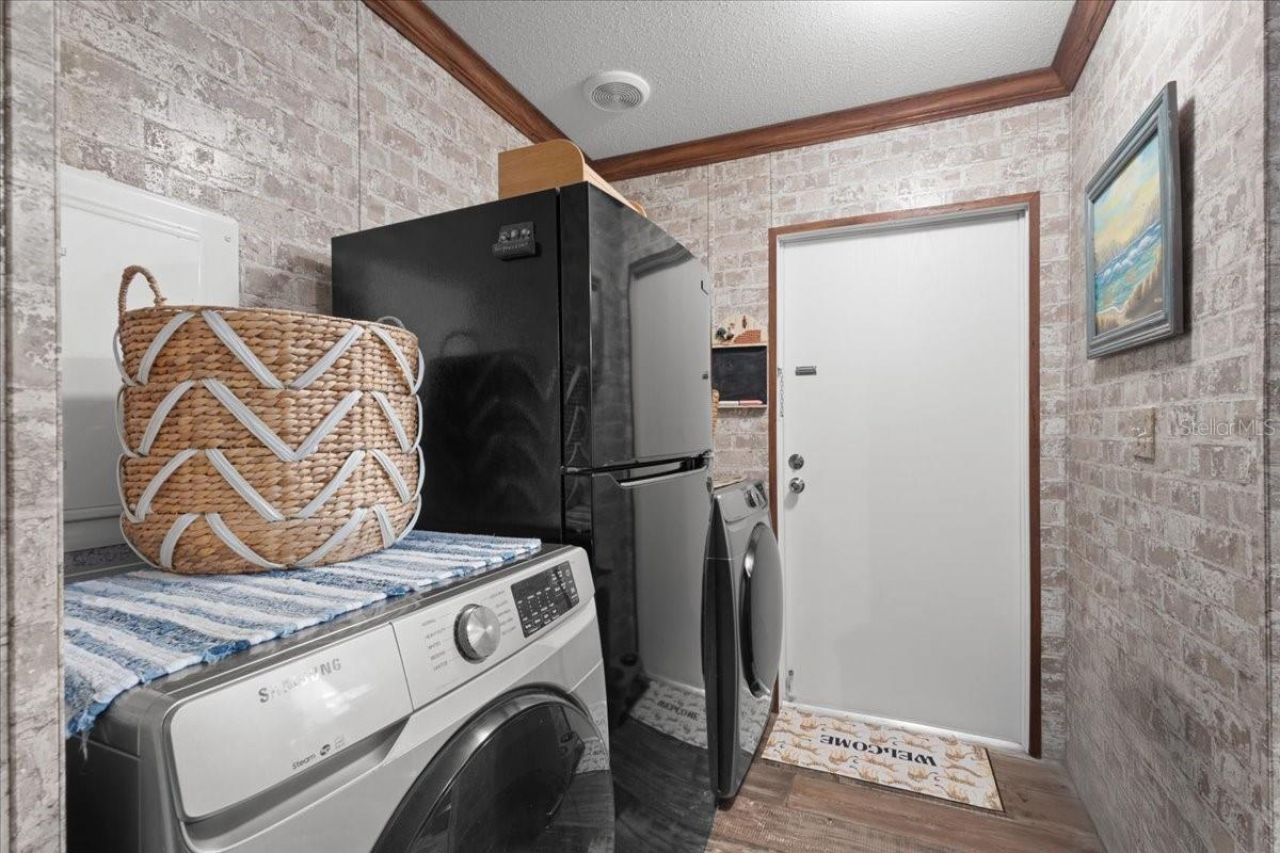 5829 NW 11th Avenue, Bell, FL 32619 Photo