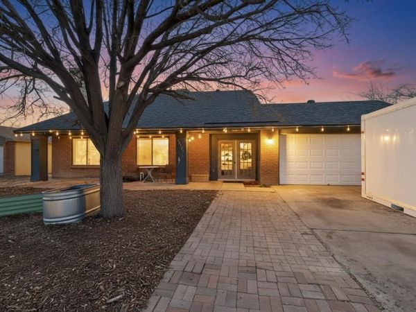 12525 Tomlinson Drive SE, Albuquerque, NM 87123