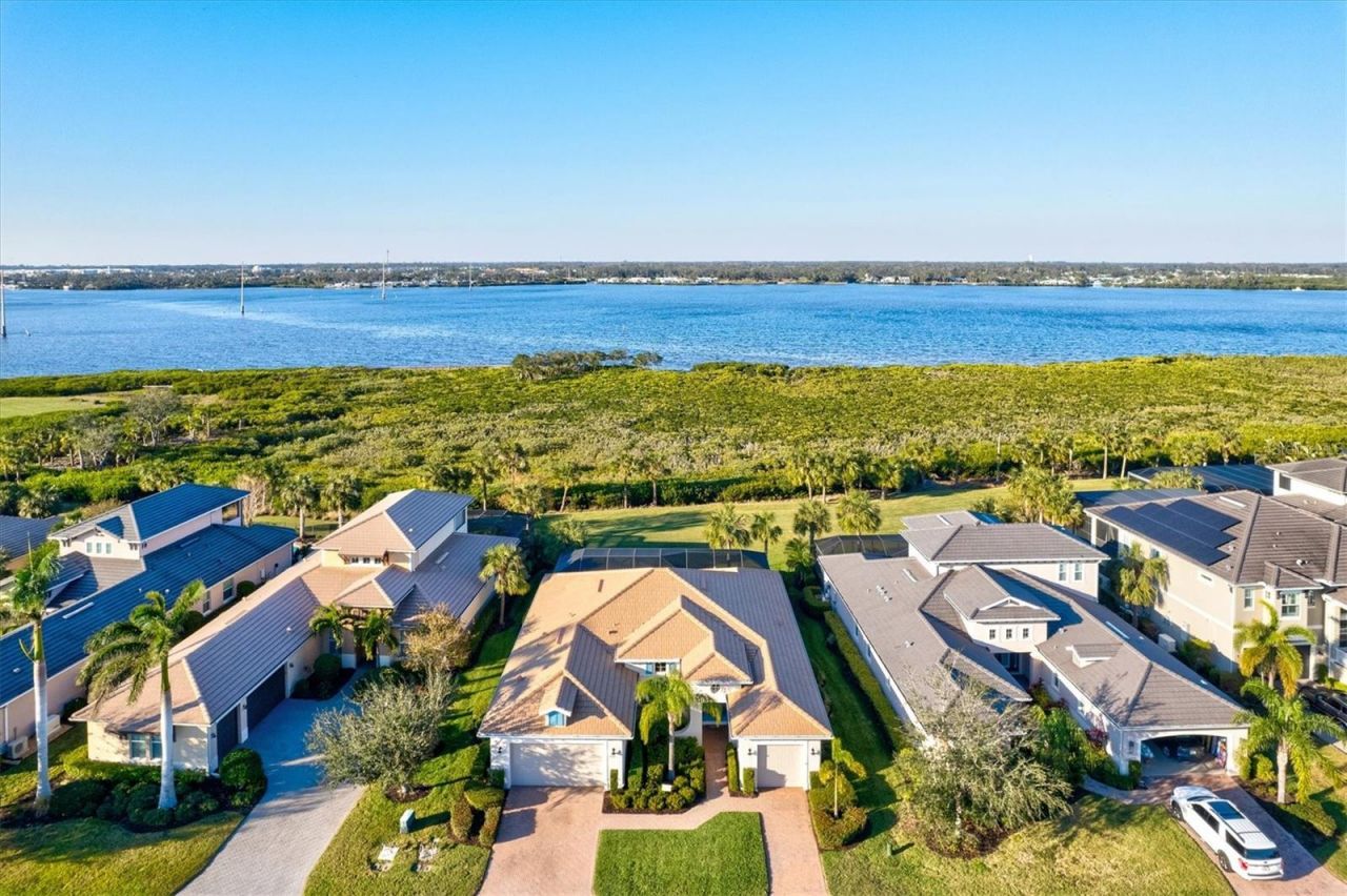 5130 Tidewater Preserve Boulevard, Bradenton, FL 34208 Photo