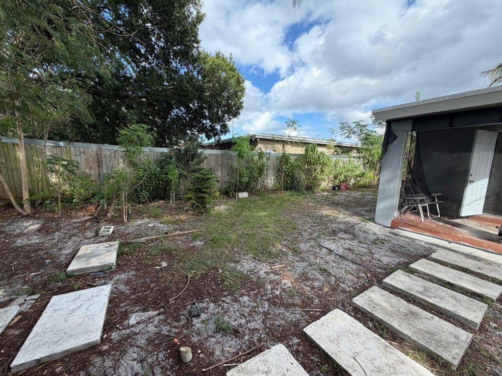 405 NW 18th Avenue, Fort Lauderdale, FL 33311 Photo