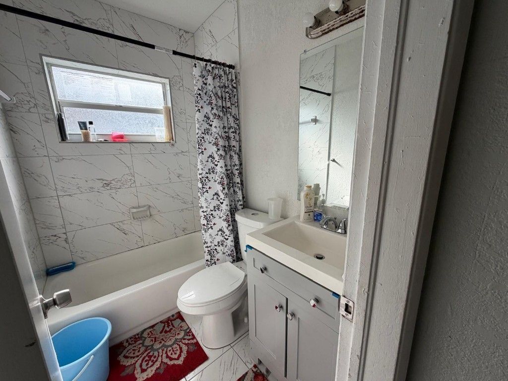 405 NW 18th Avenue, Fort Lauderdale, FL 33311 Photo