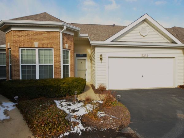 16242 Tomahawk Lake Court, Crest Hill, IL 60403
