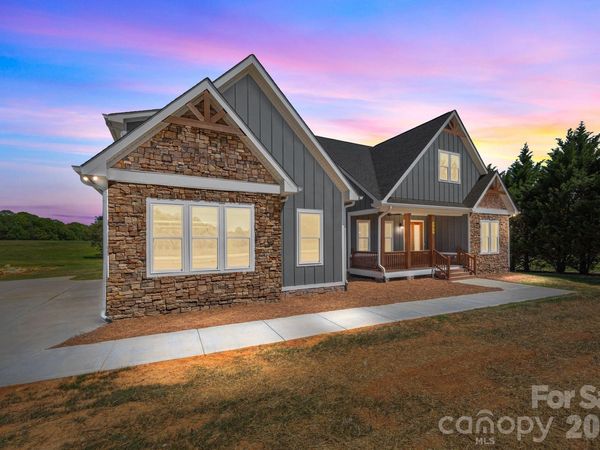 395 New Salem Road, Unit 9, Statesville, NC 28625