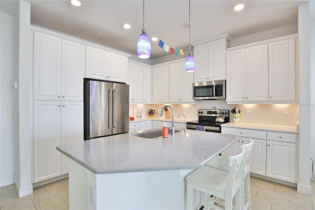 7016 Playa Bella Drive, Bradenton, FL 34209 Photo