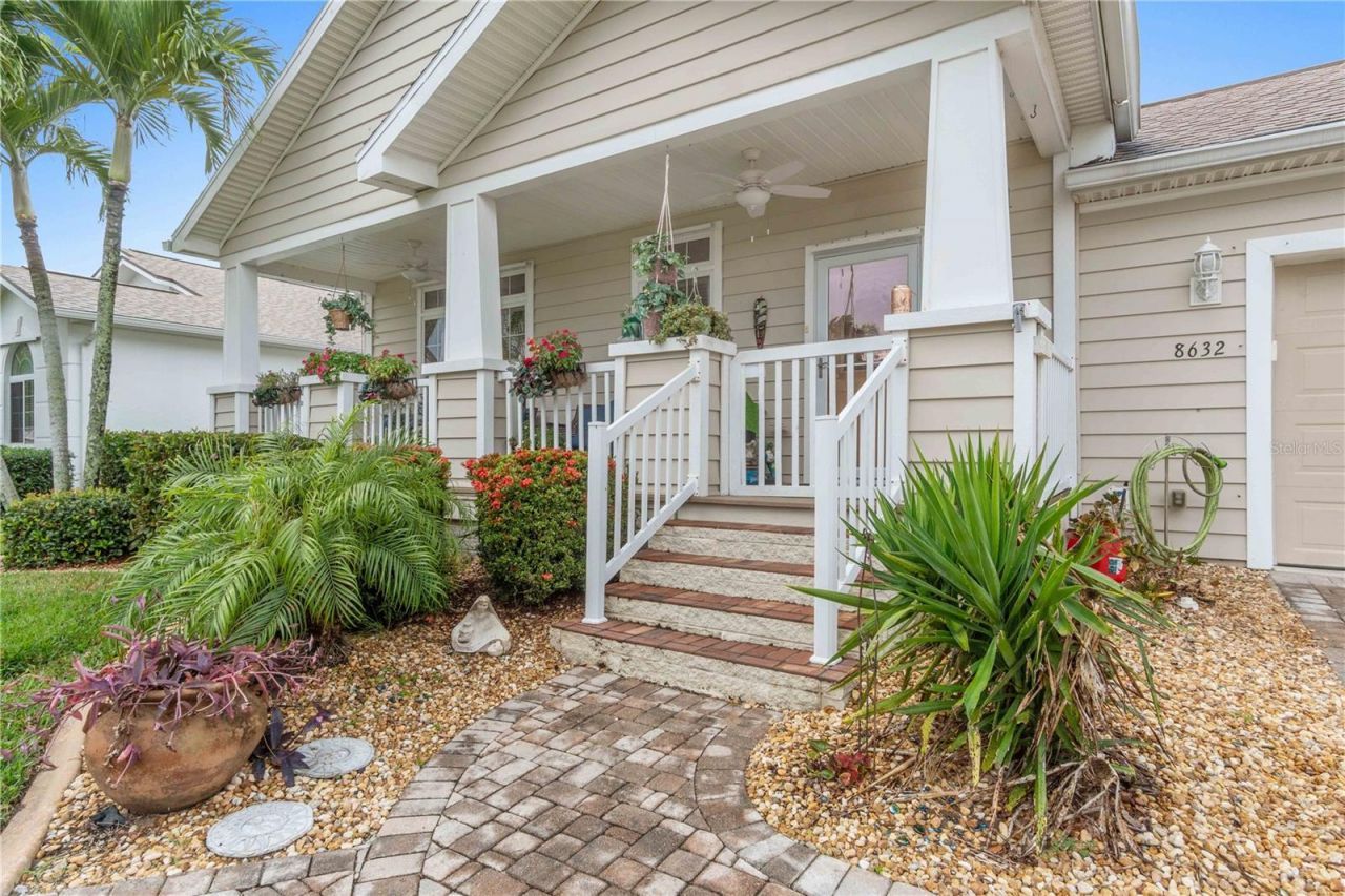 8632 Lake Front Court, Punta Gorda, FL 33950 Photo