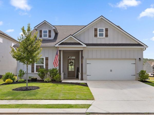 10784 Prairie Lake Drive, Apison, TN 37302