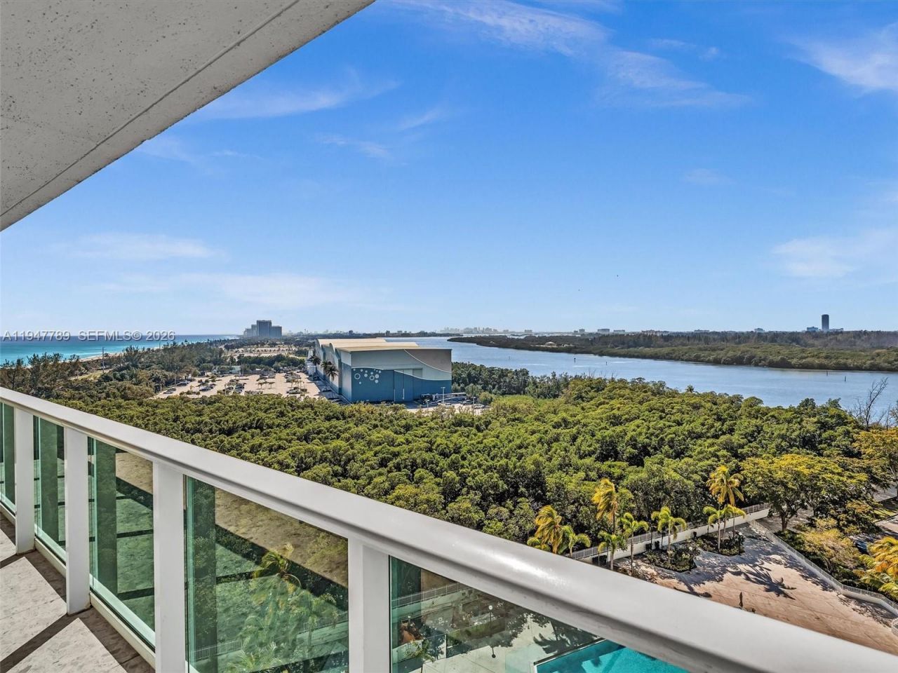 100 Bayview Dr , Unit 1220, Sunny Isles Beach, FL 33160 Photo