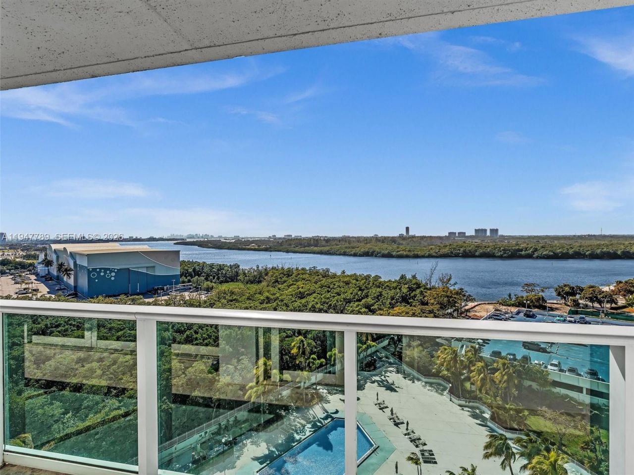 100 Bayview Dr , Unit 1220, Sunny Isles Beach, FL 33160 Photo