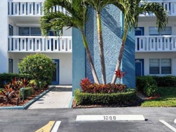 1071 Exeter D, Boca Raton, FL 33434