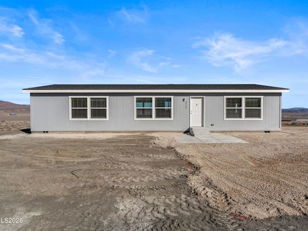 2770 W Fir Street, Silver Springs, NV 89429