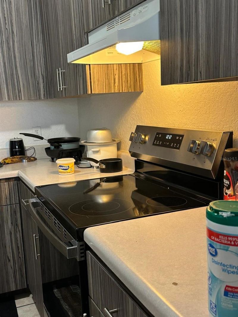 14049 Fairway Island Drive, Unit 122, Orlando, FL 32837 Photo
