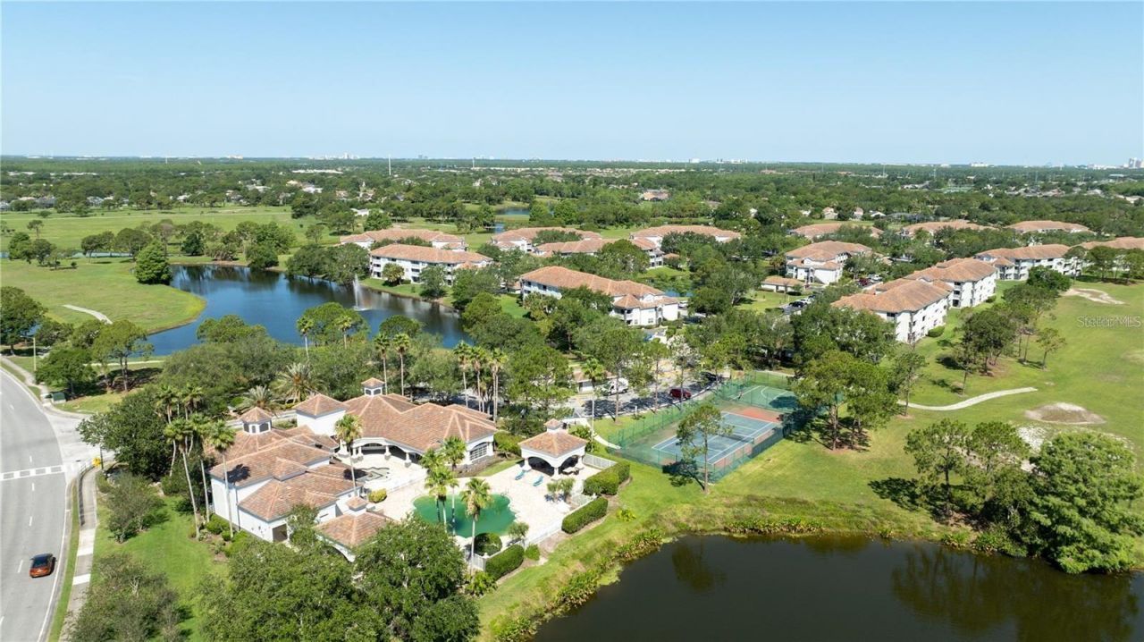 14049 Fairway Island Drive, Unit 122, Orlando, FL 32837 Photo