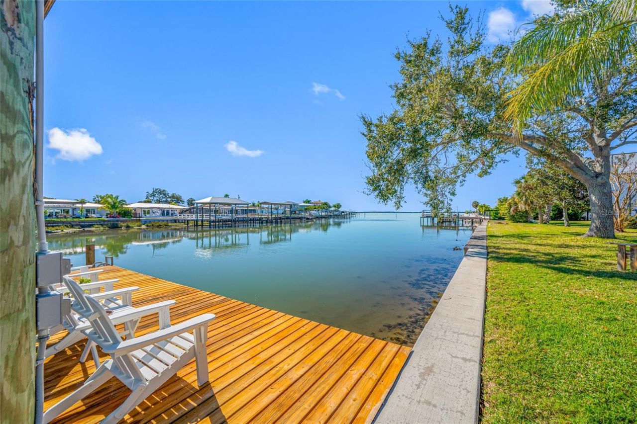 539 Baywood Drive S, Dunedin, FL 34698 Photo