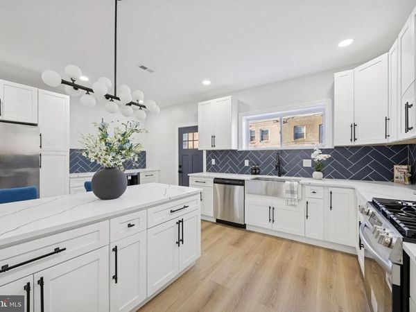 5225 W BERKS STREET, PHILADELPHIA, PA 19131