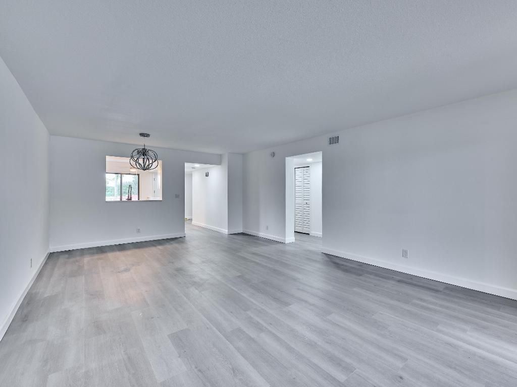 6193 Pointe Regal Circle, Unit 306, Delray Beach, FL 33484 Photo