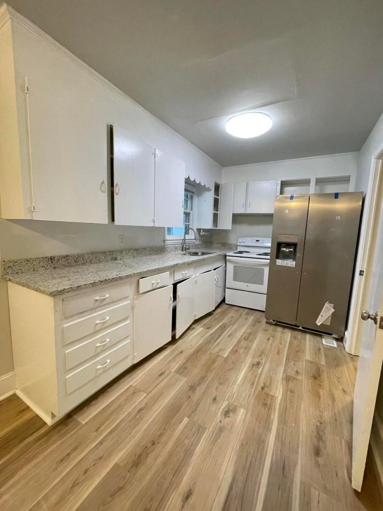 1924 Georgianna Drive Photo 13