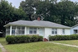 1924 Georgianna Drive photo 4