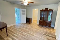 1924 Georgianna Drive photo 4