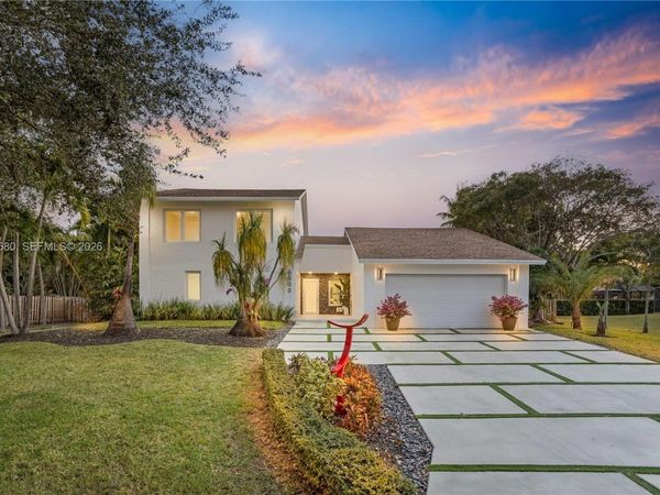 8500 SW 179th St, Palmetto Bay, FL 33157