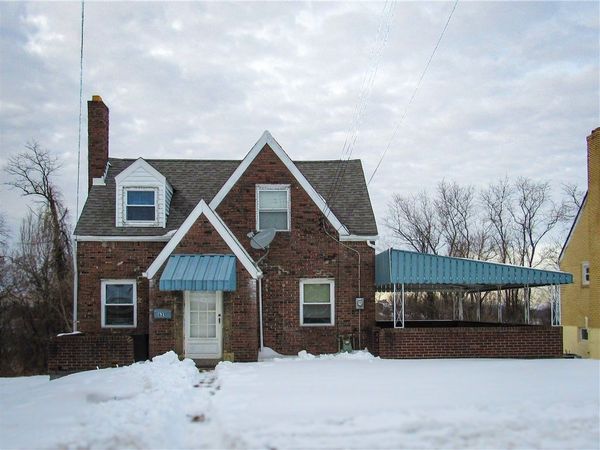 621 3RD St, North Versailles, PA 15137