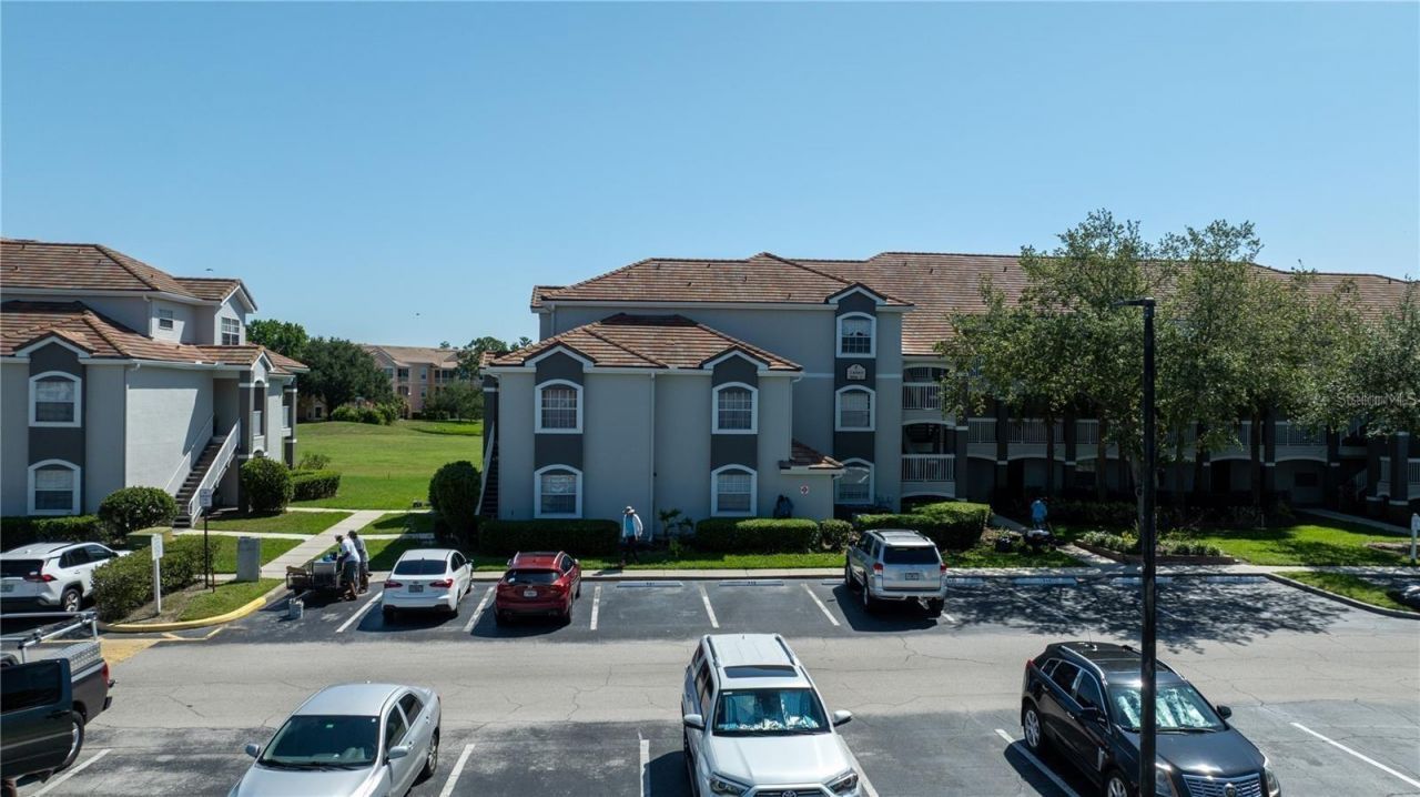 14049 Fairway Island Drive, Unit 127, Orlando, FL 32837 Photo