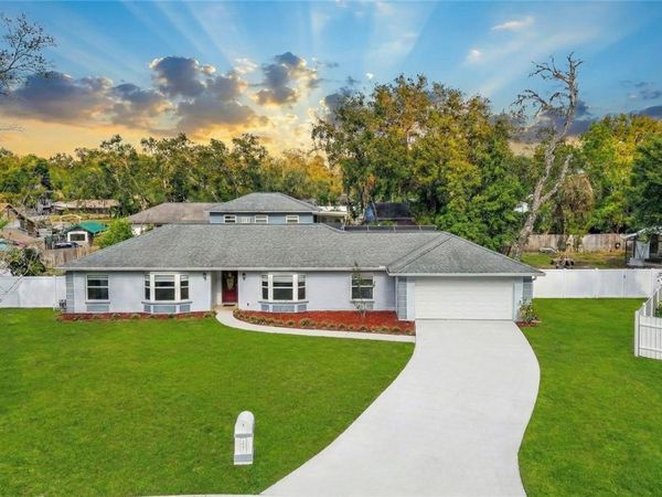 1402 PROVINCETOWN CIRCLE, LUTZ, FL 33549