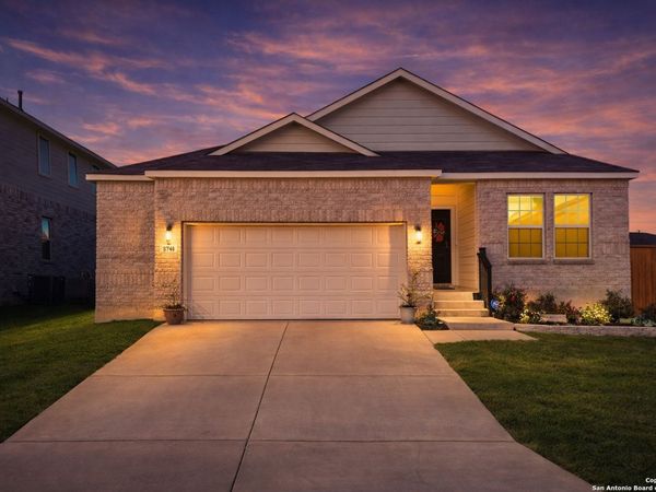 8949 Elizabeth, Converse, TX 78109