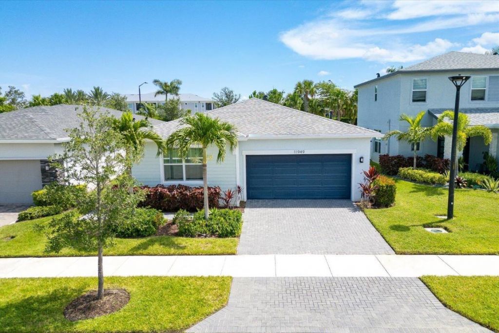 11949 SW Lyra Drive, Port Saint Lucie, FL 34987 Photo