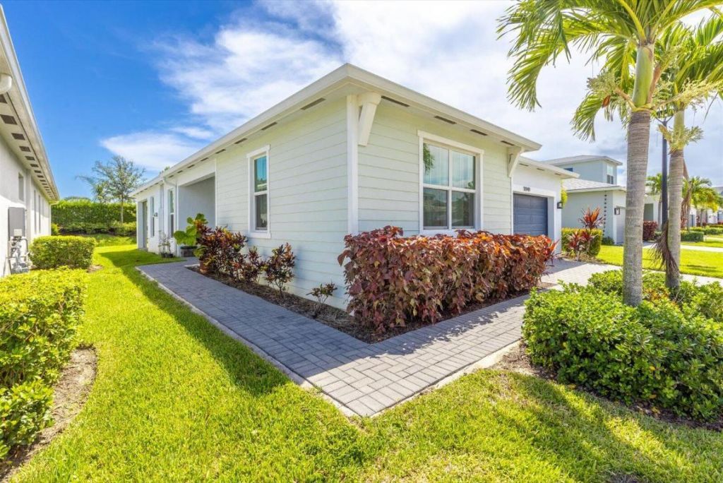 11949 SW Lyra Drive, Port Saint Lucie, FL 34987 Photo