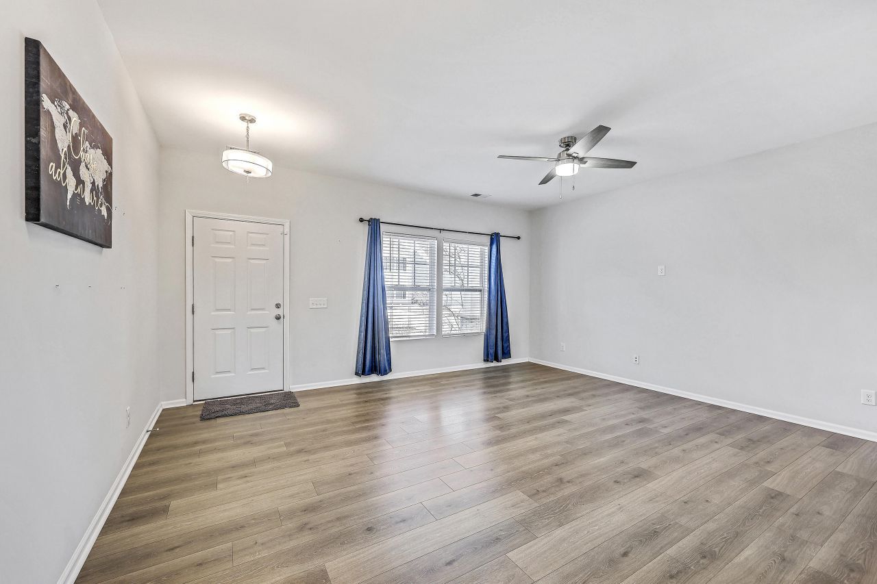 108 Plover Way Photo 5