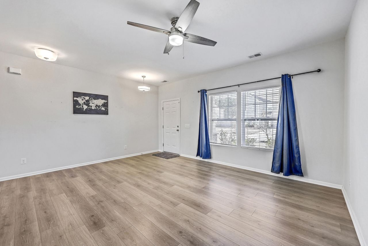 108 Plover Way Photo 6