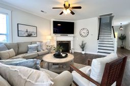 2402 Cambria Circle photo 4