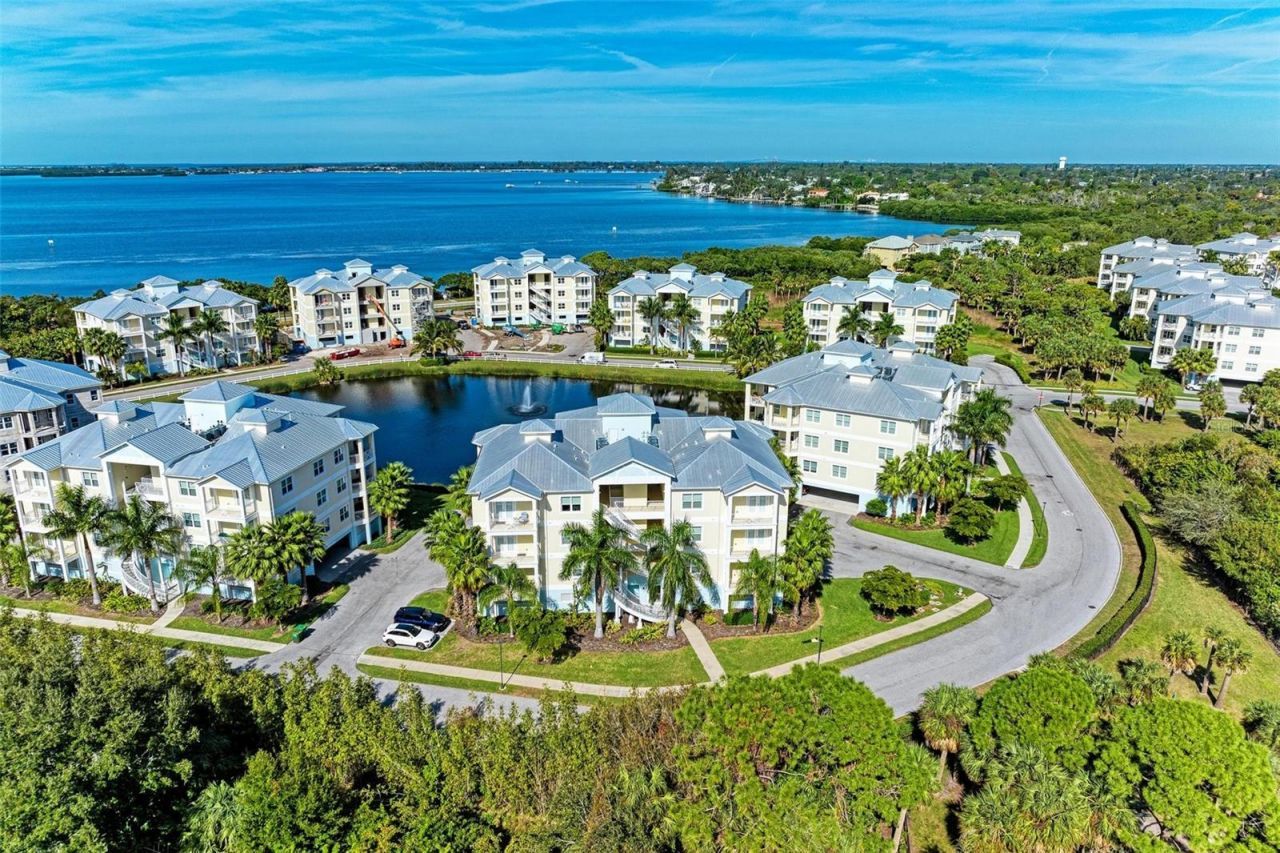 3412 79th Street Circle W, Unit 202, Bradenton, FL 34209 Photo