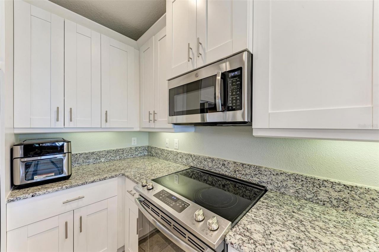 3412 79th Street Circle W, Unit 202, Bradenton, FL 34209 Photo