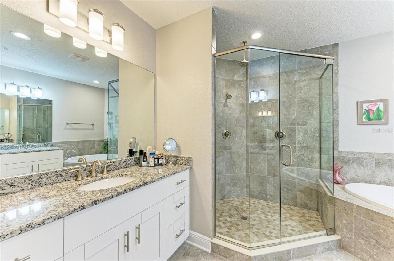 3412 79th Street Circle W, Unit 202, Bradenton, FL 34209 Photo