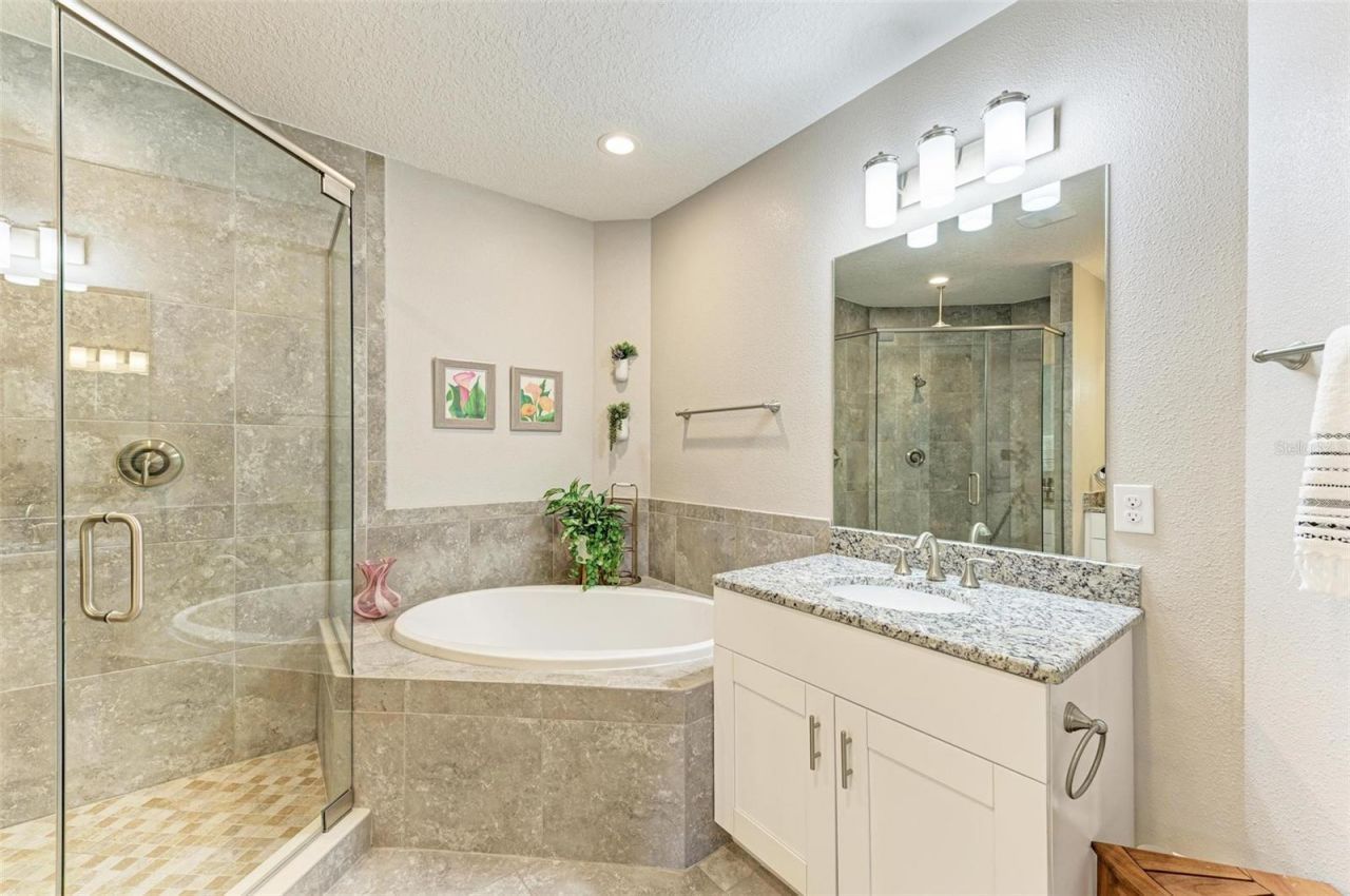 3412 79th Street Circle W, Unit 202, Bradenton, FL 34209 Photo